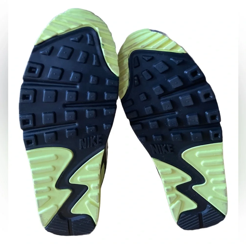 Nike AIR MAX 90 Men's size 11 NWB *NEW* - Picture 6 of 12